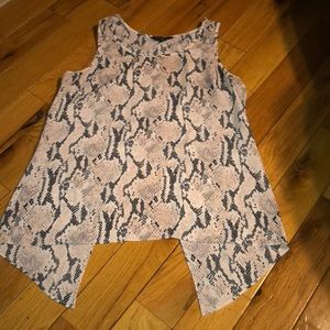 Snake skin look express blouse!